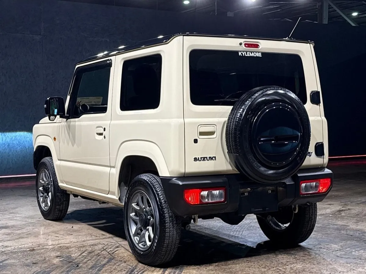 Suzuki Jimny MANUAL 4WD 0.7L - REVERSE CAMERA - CR - Image 5