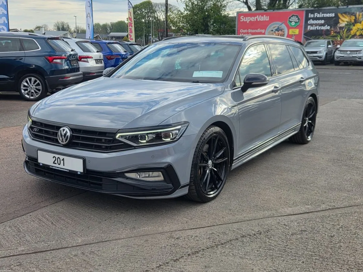 Volkswagen Passat R-LINE EDITION TDI 4MOTION DSG - Image 5