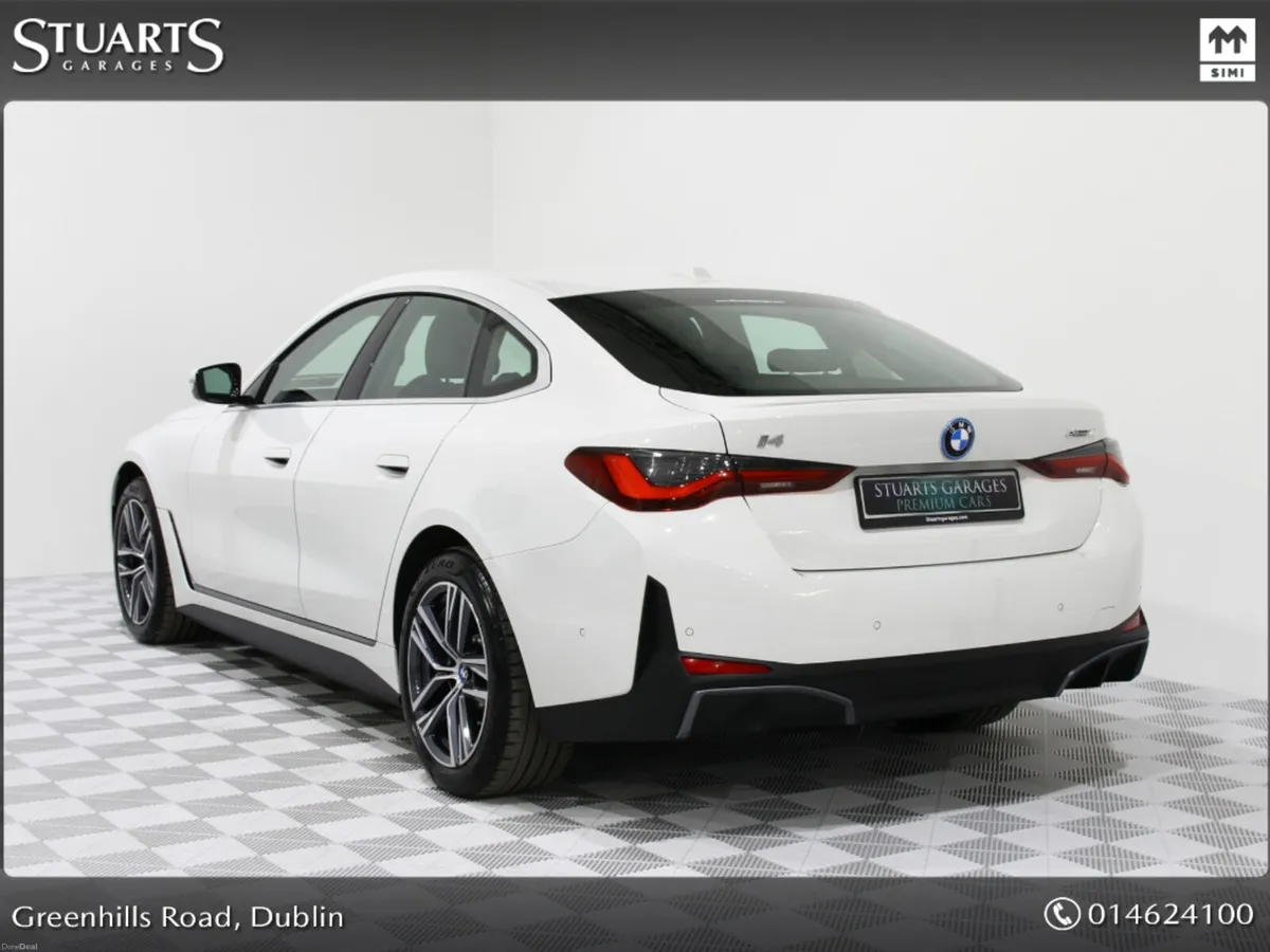 BMW i4 I4 eDrive 40 SPORT ALPINE WHITE WITH HALF B - Image 2