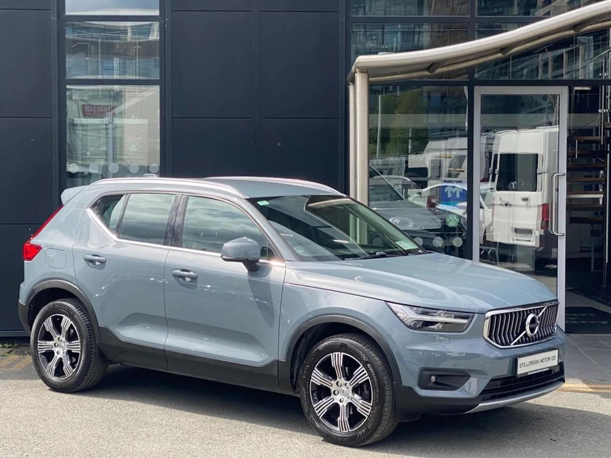 Volvo XC40 T3 Inscription Auto - Image 1