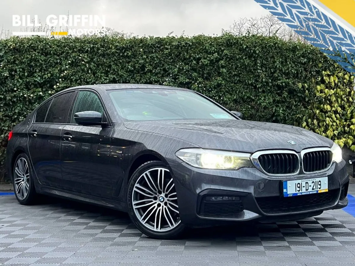 BMW 5-Series 520d M-SPORT // LEATHER HEATED SEATS - Image 1