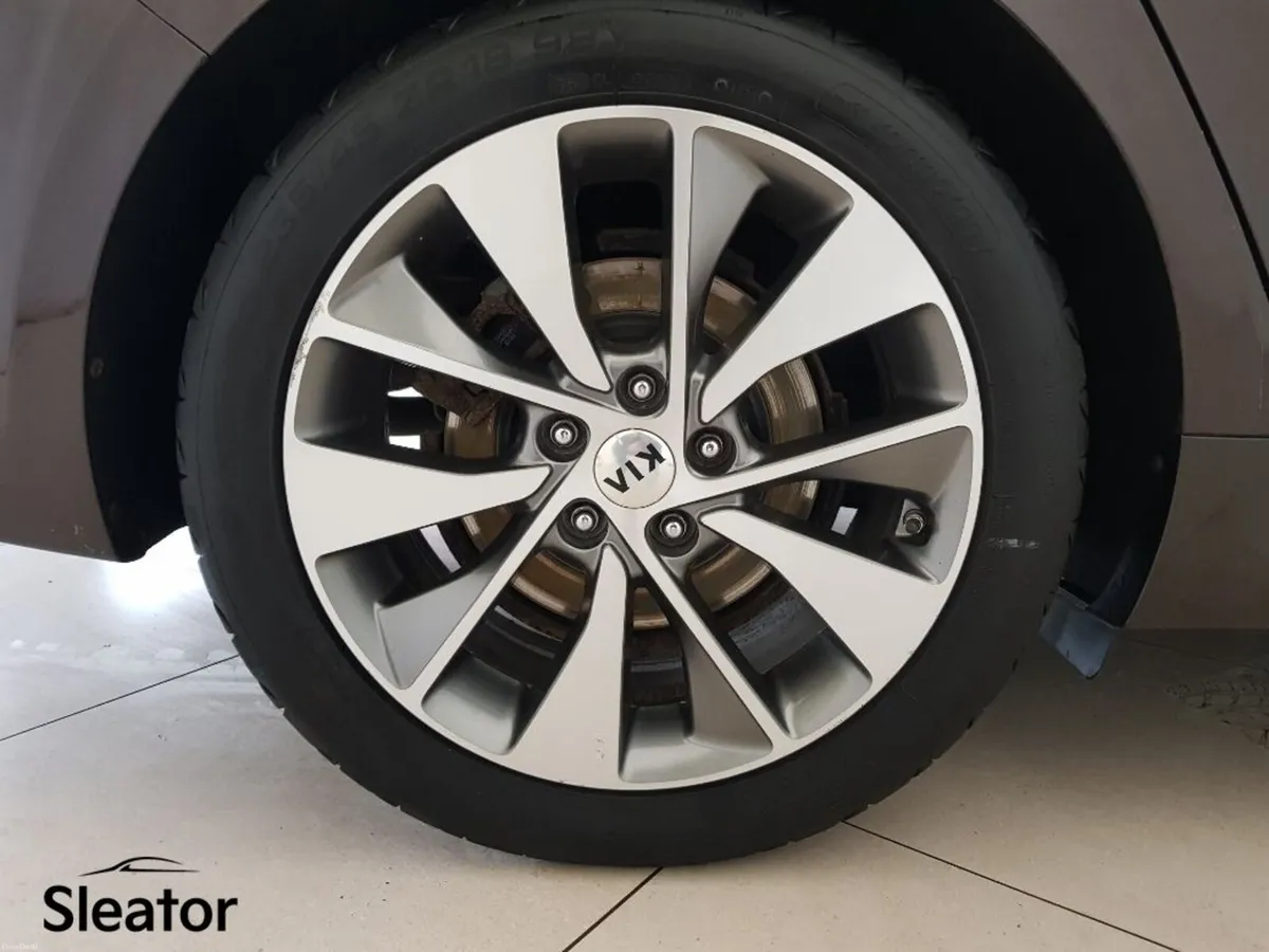 Kia Optima Platinum 4DR - Image 4