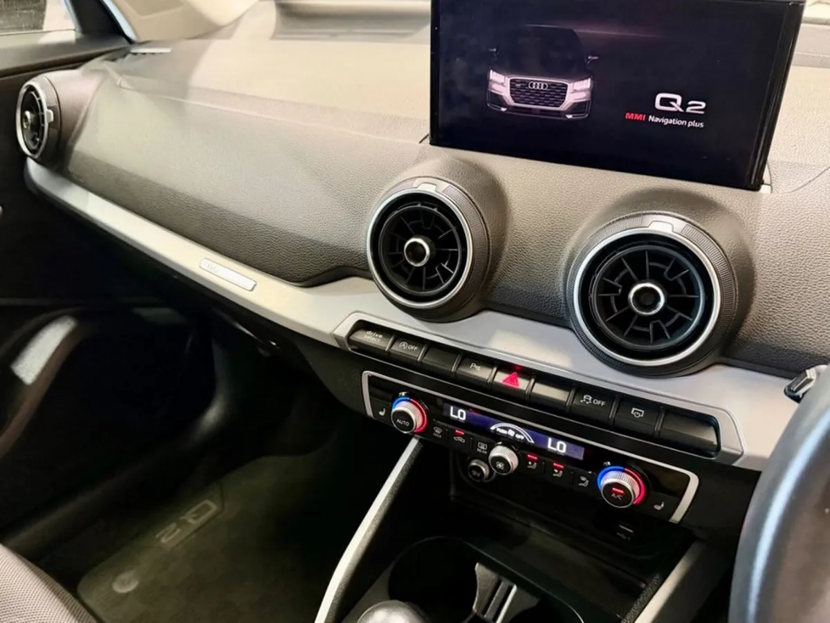 Audi Q2 30 TFSI Sport - Image 6