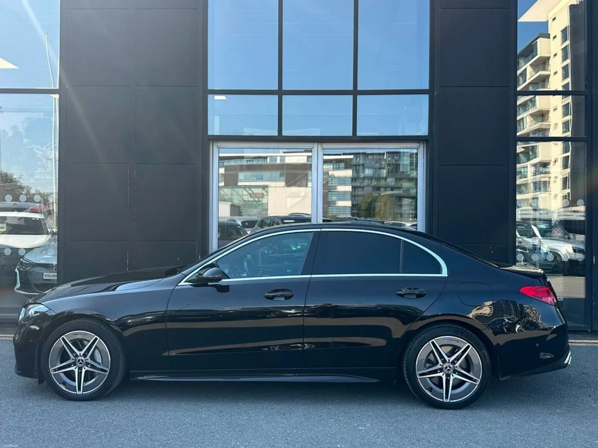 Mercedes-Benz C-Class C300e AMG Line Auto (PHEV) - Image 4