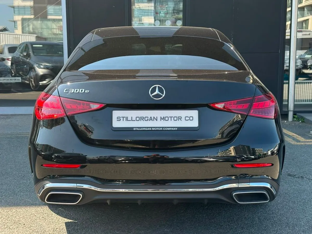 Mercedes-Benz C-Class C300e AMG Line Auto (PHEV) - Image 5