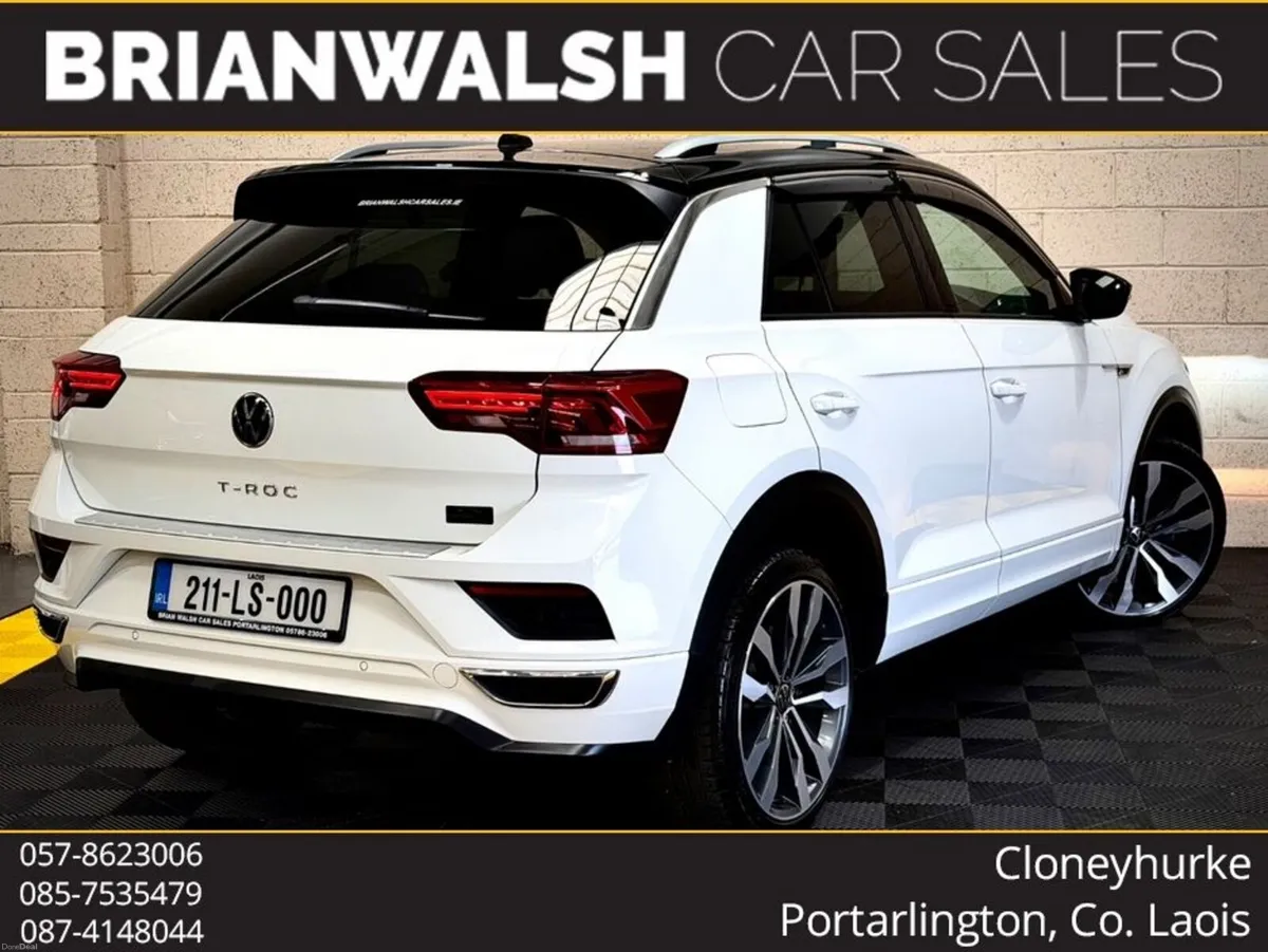 Volkswagen T-Roc R-LINE - Image 2
