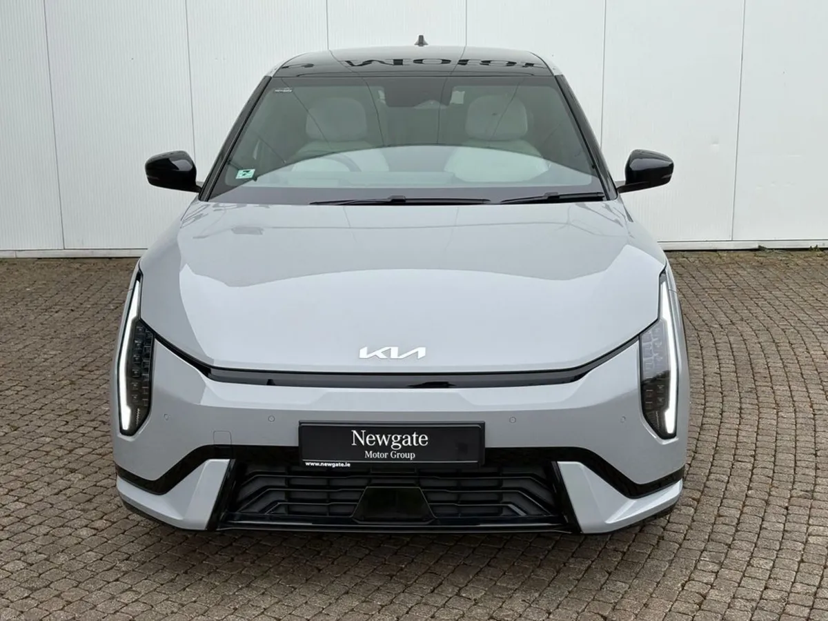 Kia EV4 Hatchback GT Line Long Range - Image 2