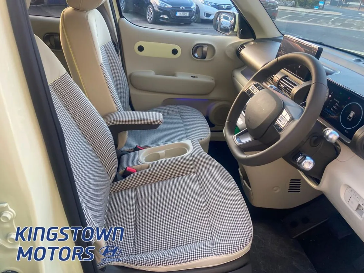 Hyundai INSTER Elegance 49kW - Image 5