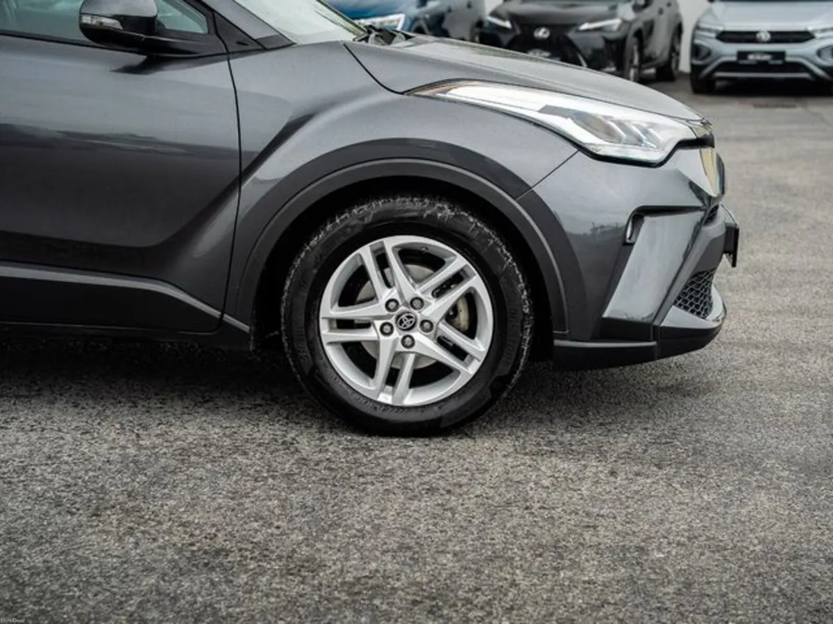 Toyota C-HR ICON - Image 4