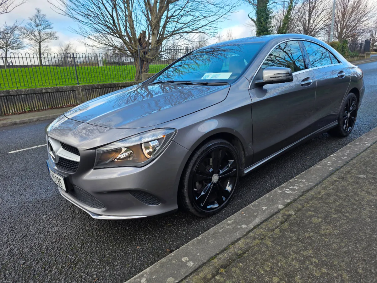 Mercedes-Benz CLA 180 Urban 4DR - Image 6