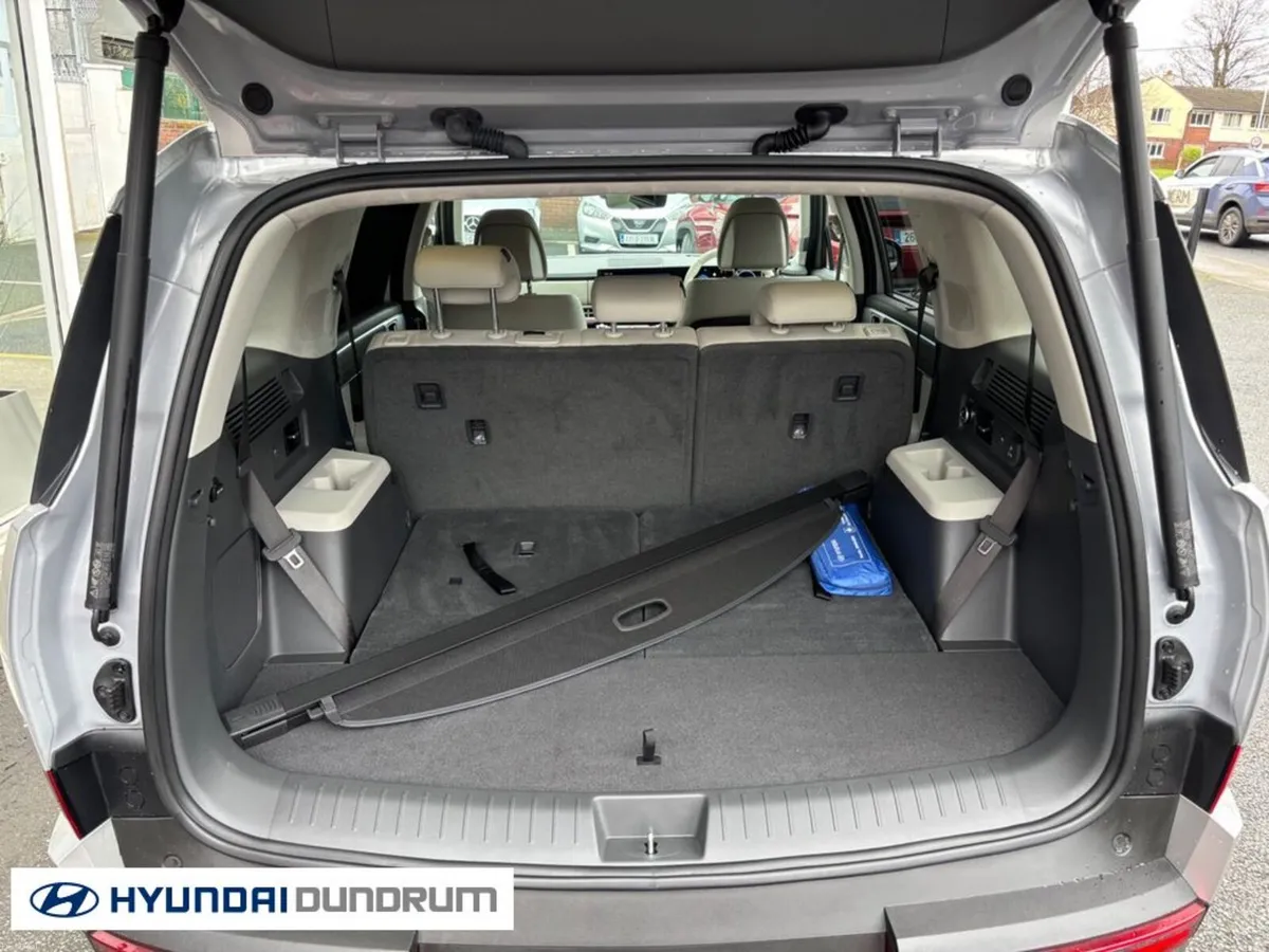 Hyundai Santa Fe Phev Premium - Image 6