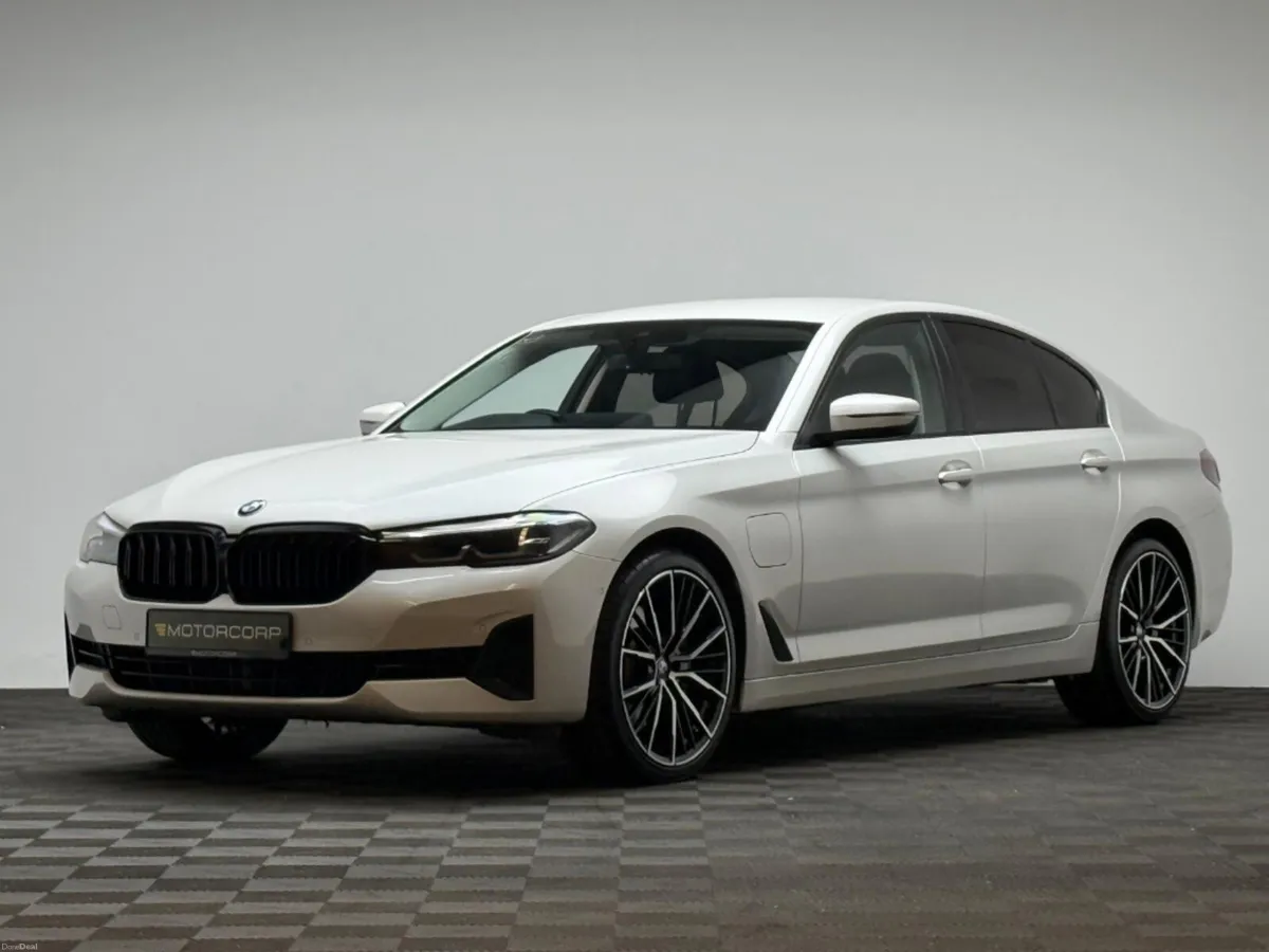BMW 5-Series 530E SE XDRIVE - Image 3