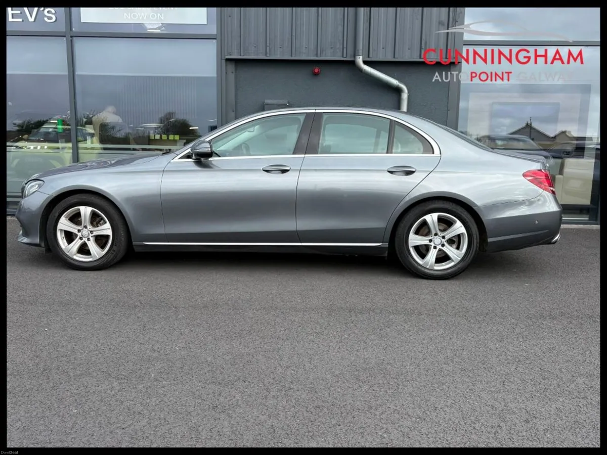Mercedes-Benz E-Class E220d Avantgarde Auto - Image 4