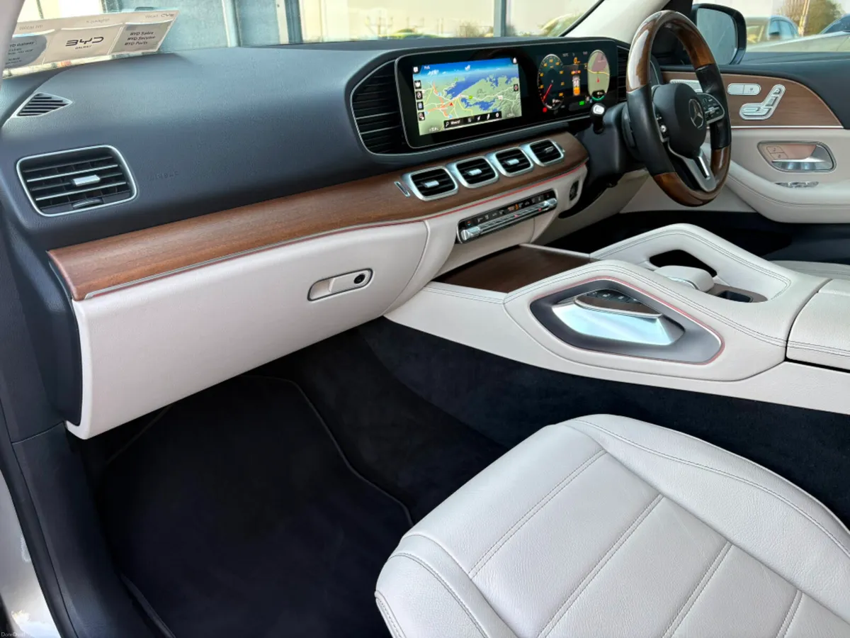 Mercedes-Benz GLE GLE350de AMG 4-Matic [Several Fa - Image 6