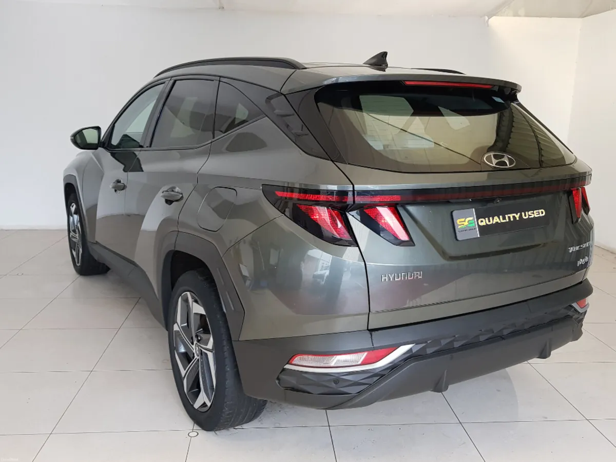 Hyundai Tucson ix35 Executive Phev 5DR Auto - Image 3