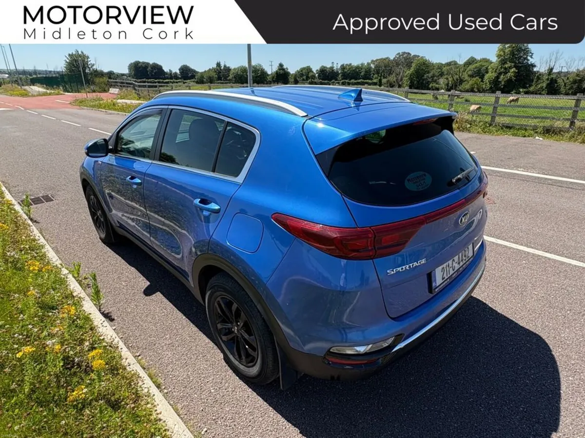 Kia Sportage Sport *SHOWROOM CONDITION* Air Condit - Image 6