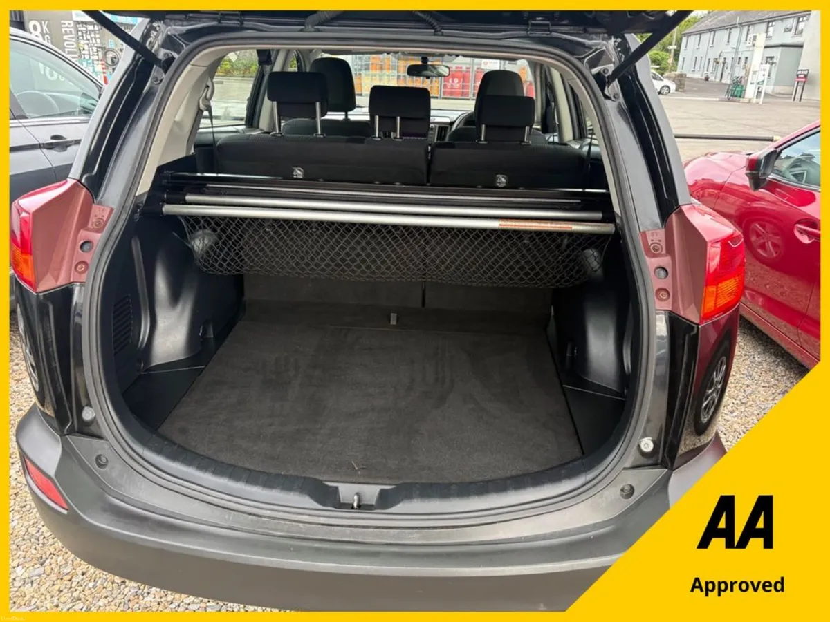 Toyota RAV4 2.0 D4D 125 Aura 2WD - Image 2