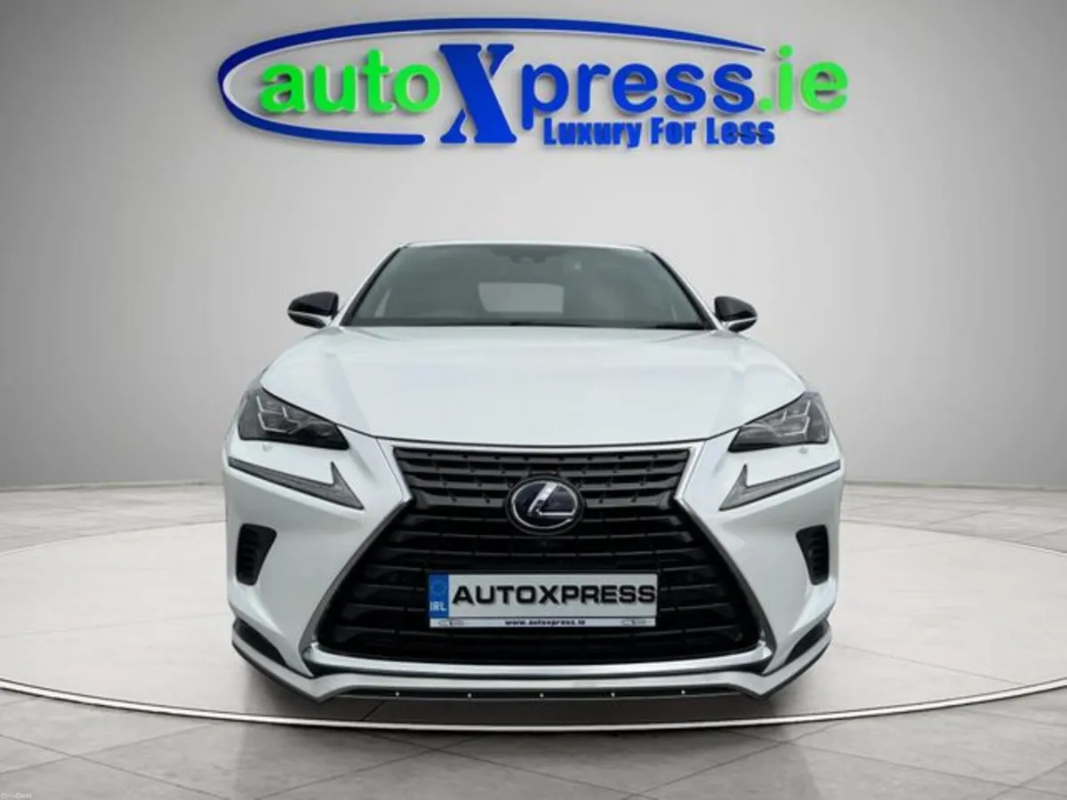 Lexus NX 2.5 Hybrid, Spice & Chic Edition - Image 3