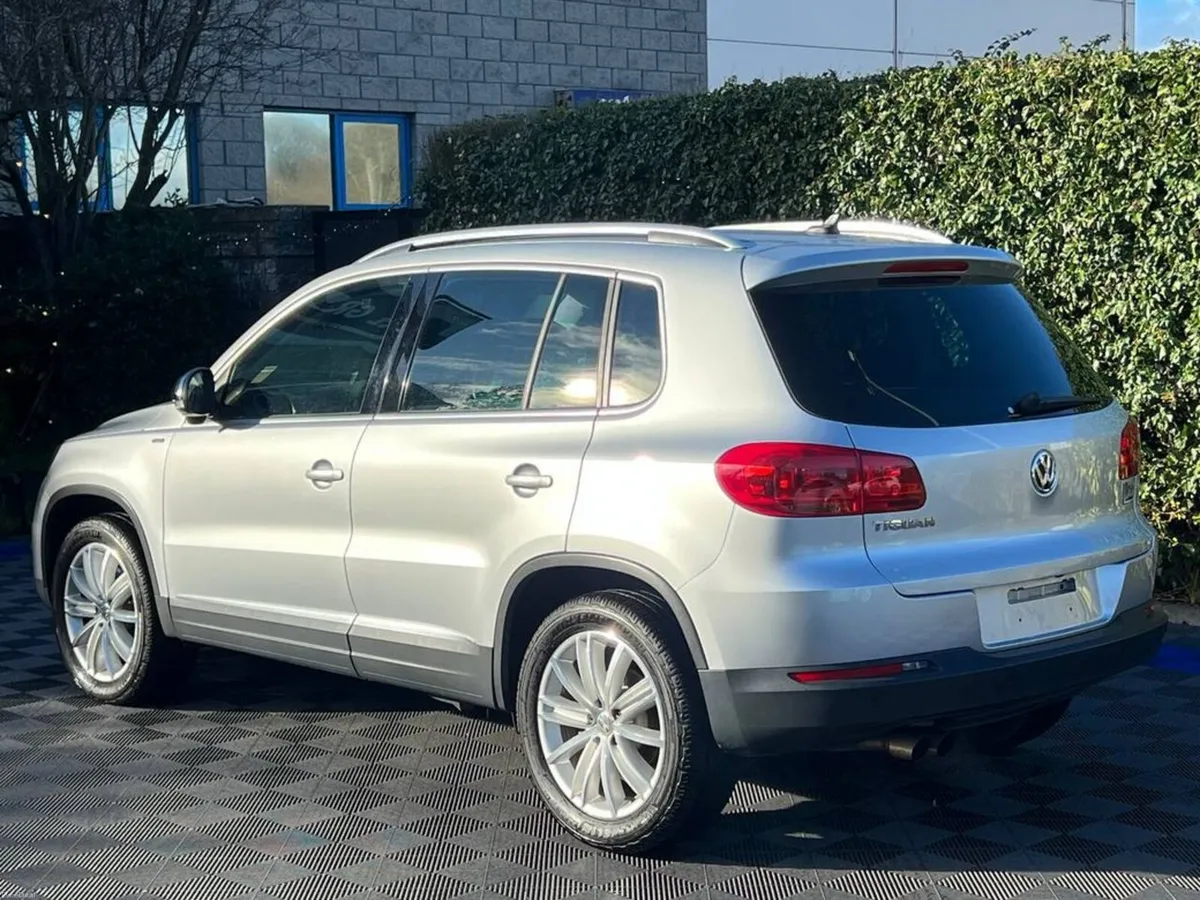 Volkswagen Tiguan LOUNGE EDITION 1.4 TSI // FULL S - Image 5