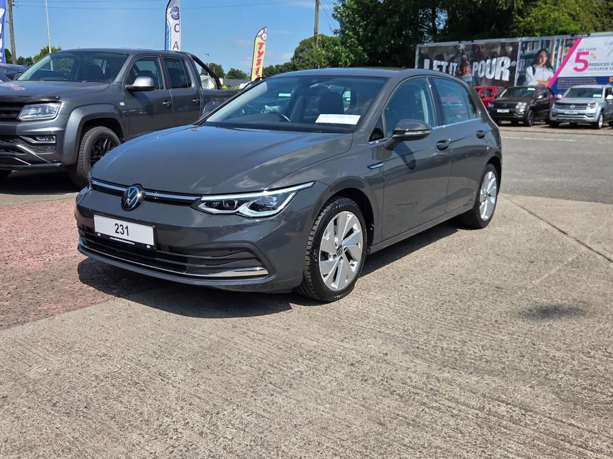 Volkswagen Golf STYLE TDI DSG - Image 3