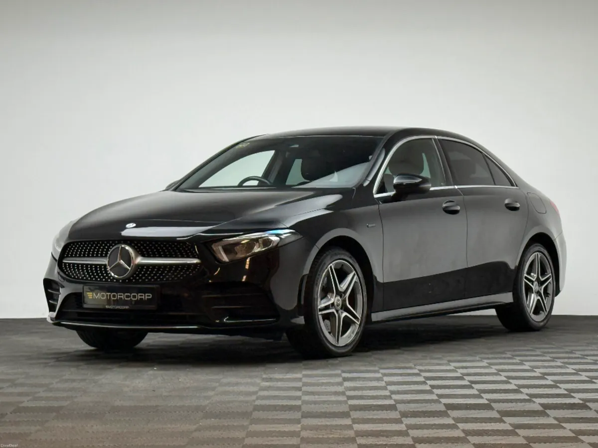 Mercedes-Benz A-Class 250E AMG LINE AUTO - Image 3