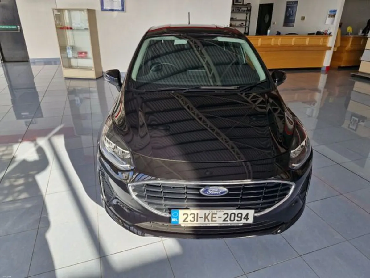 Ford Fiesta Trend Connected 1.1 075 M5 4DR - Image 6