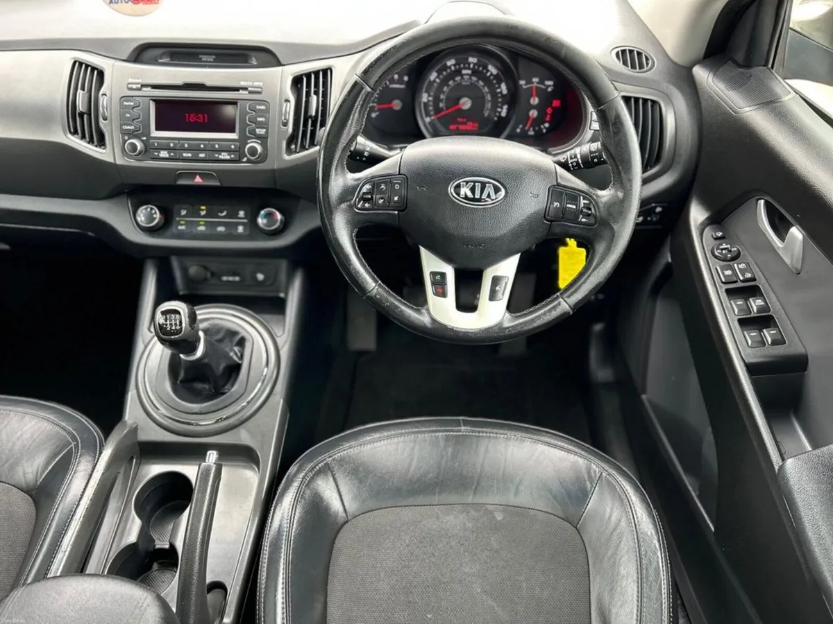 Kia Sportage 1.7D IMMACULATE CONDITION, LIKE NEW F - Image 6