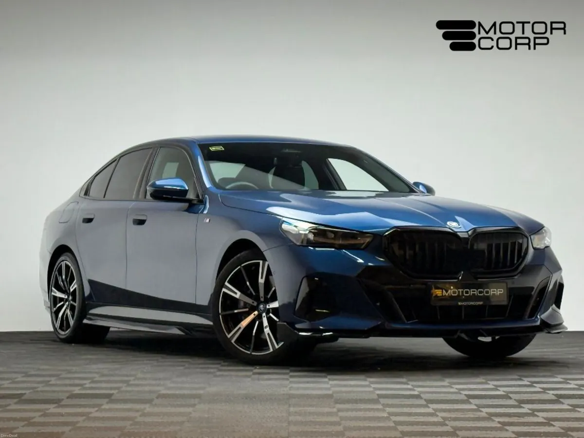 BMW 5-Series 550E M SPORT XDRIVE - Image 1