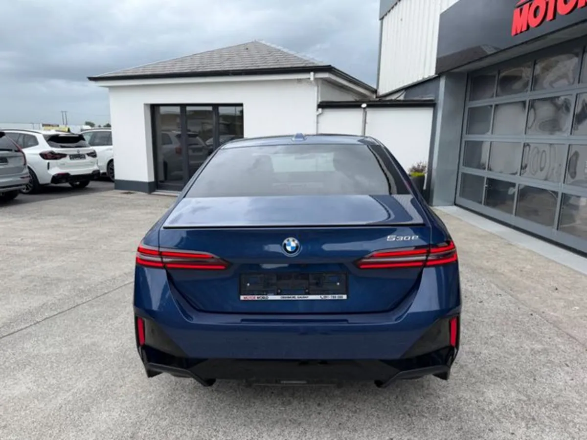 BMW 5-Series 530E M SPORT PRO - Image 3