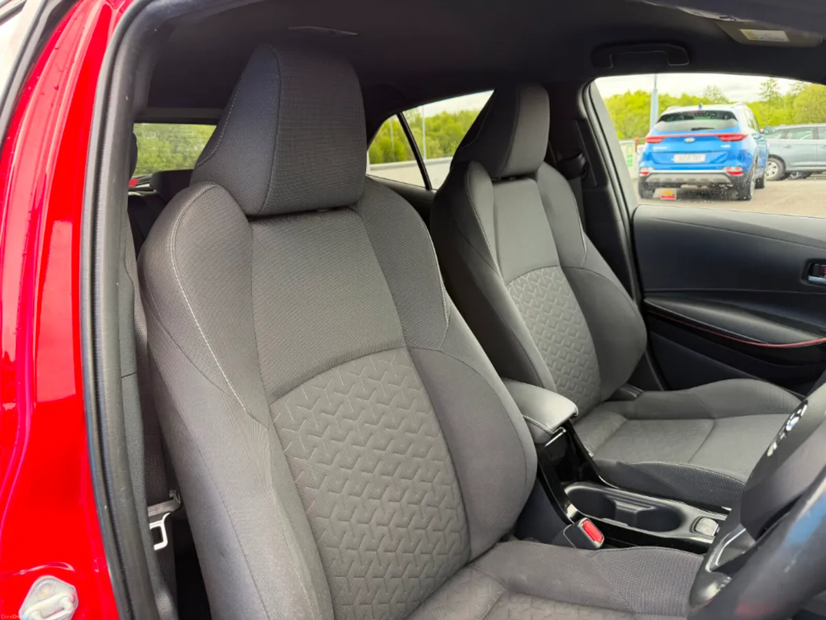 Toyota Corolla Hybrid L/sport 5DR Auto * REVERSING - Image 6