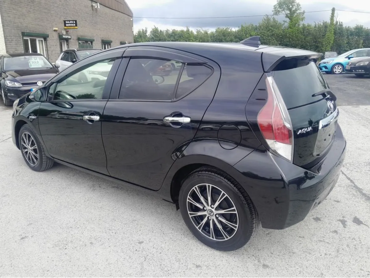 Toyota Aqua 1.5 Petrol Hybird - Image 6