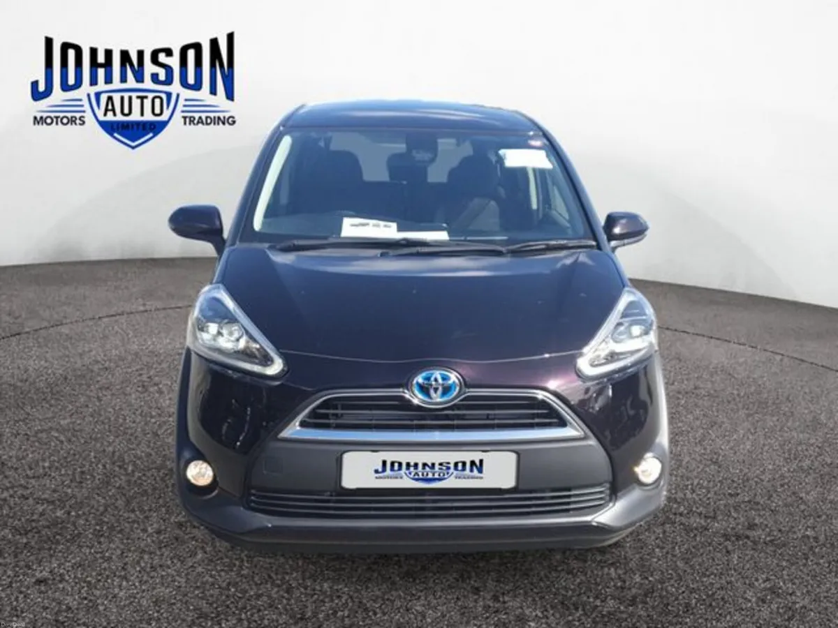 Toyota Sienta 1.5 Hybrid Petrol Engine - Image 6
