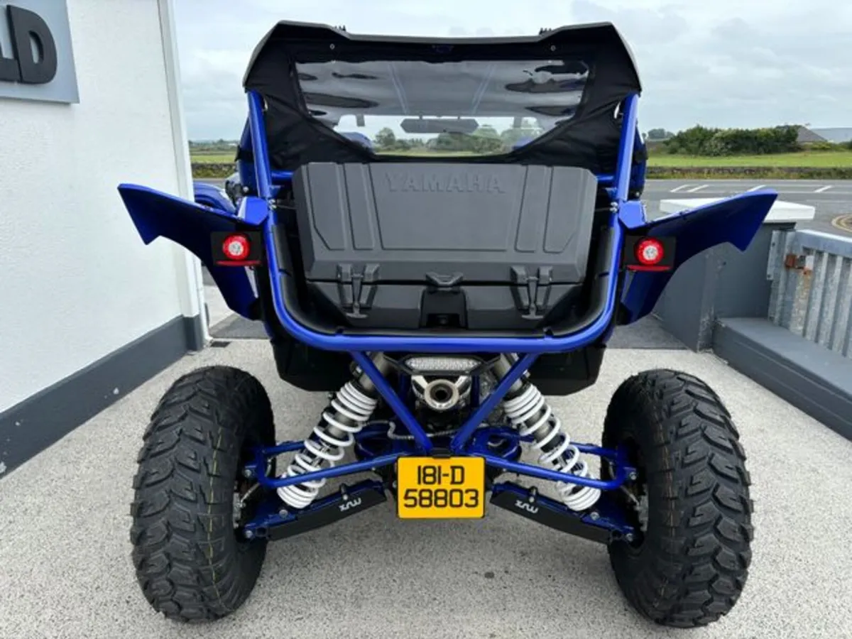YAMAHA FZS YXZ 1000 RR - Image 5