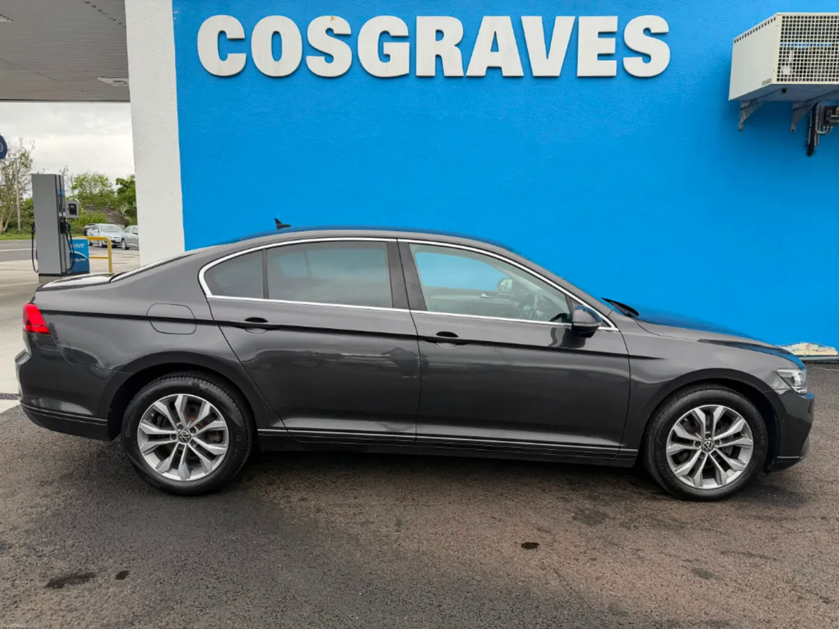 Volkswagen Passat Business 2.0tdi Automatic * REVE - Image 2