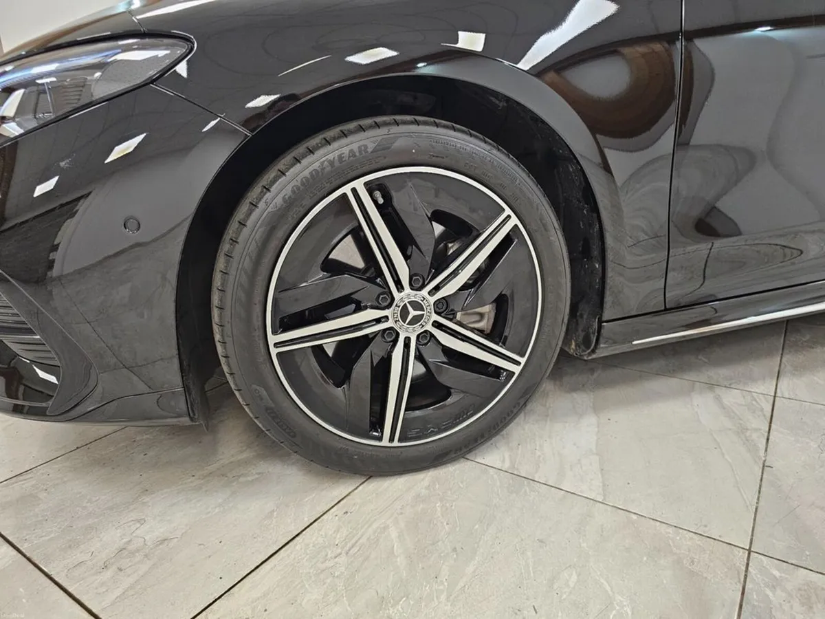 Mercedes-Benz CLA 250+ EQ AMG // GLASS ROOF - Image 4