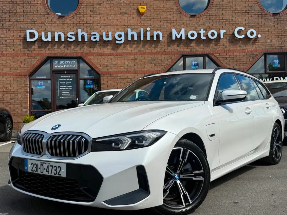 BMW 3-Series 330E M-SPORT TOURING AUTO *HIGH SPEC* - Image 1