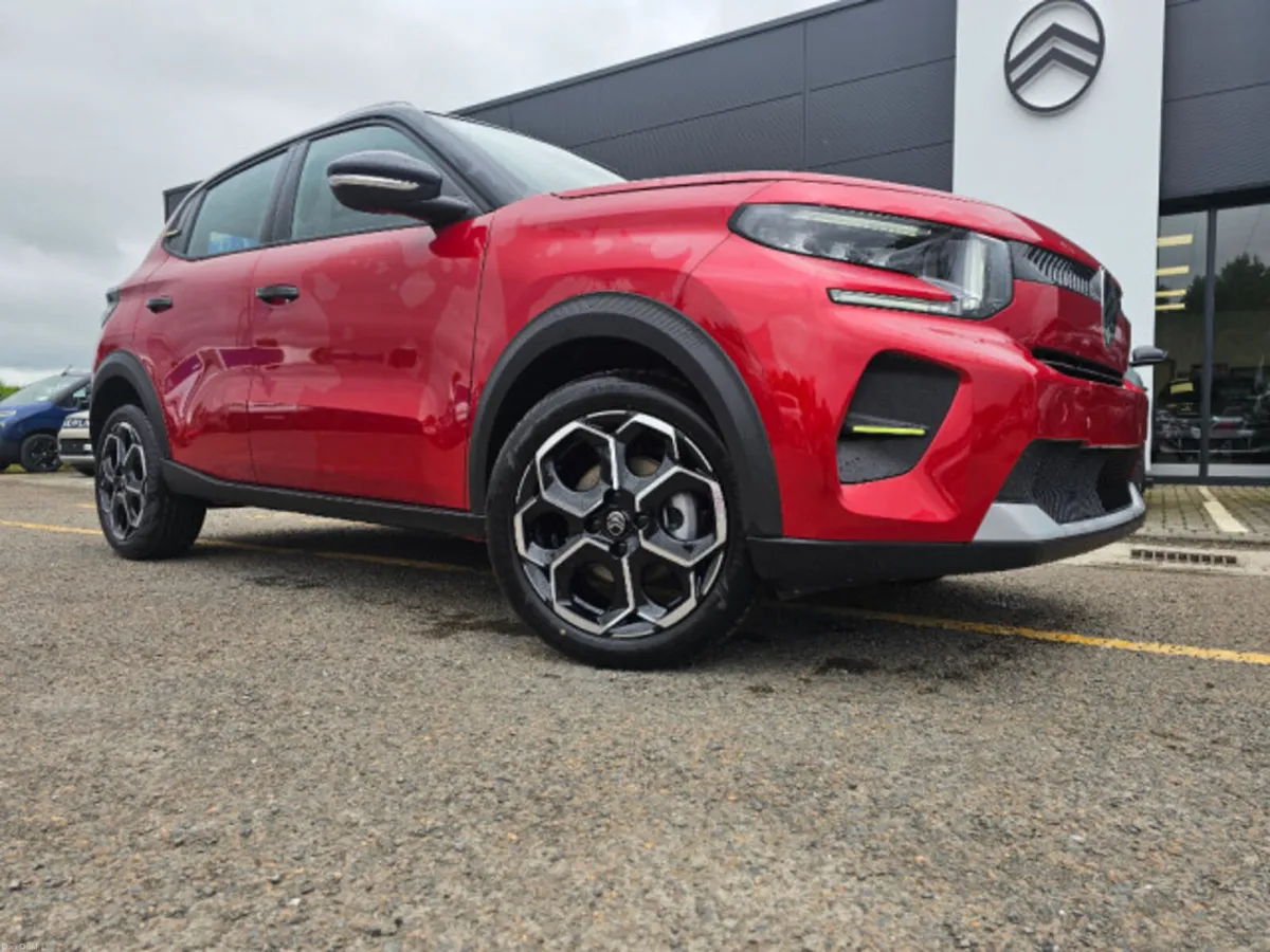 Citroen C3 1.2 PLUS AUTO - Image 2