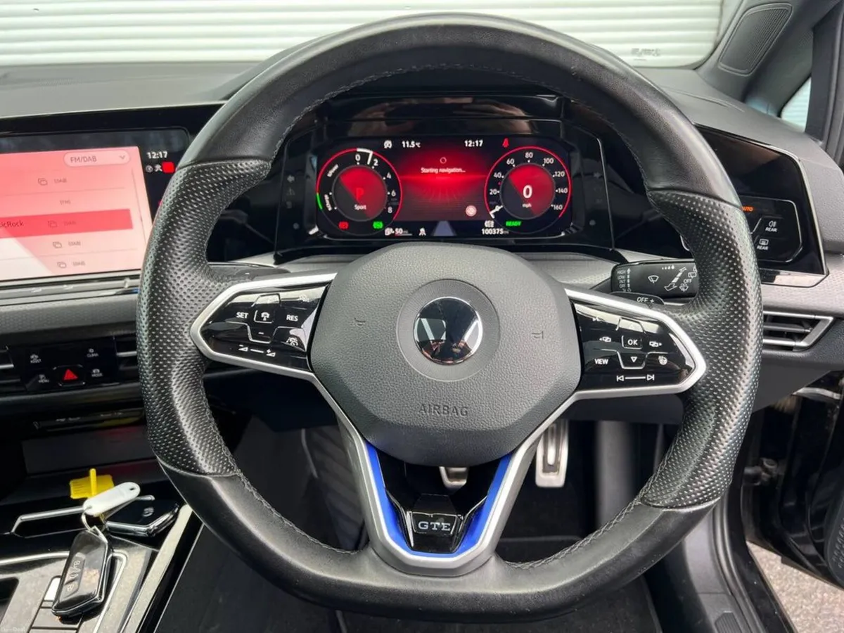 Volkswagen Golf GTE 1.4 TSI PLUG-IN HYBRID ** HUGE - Image 6