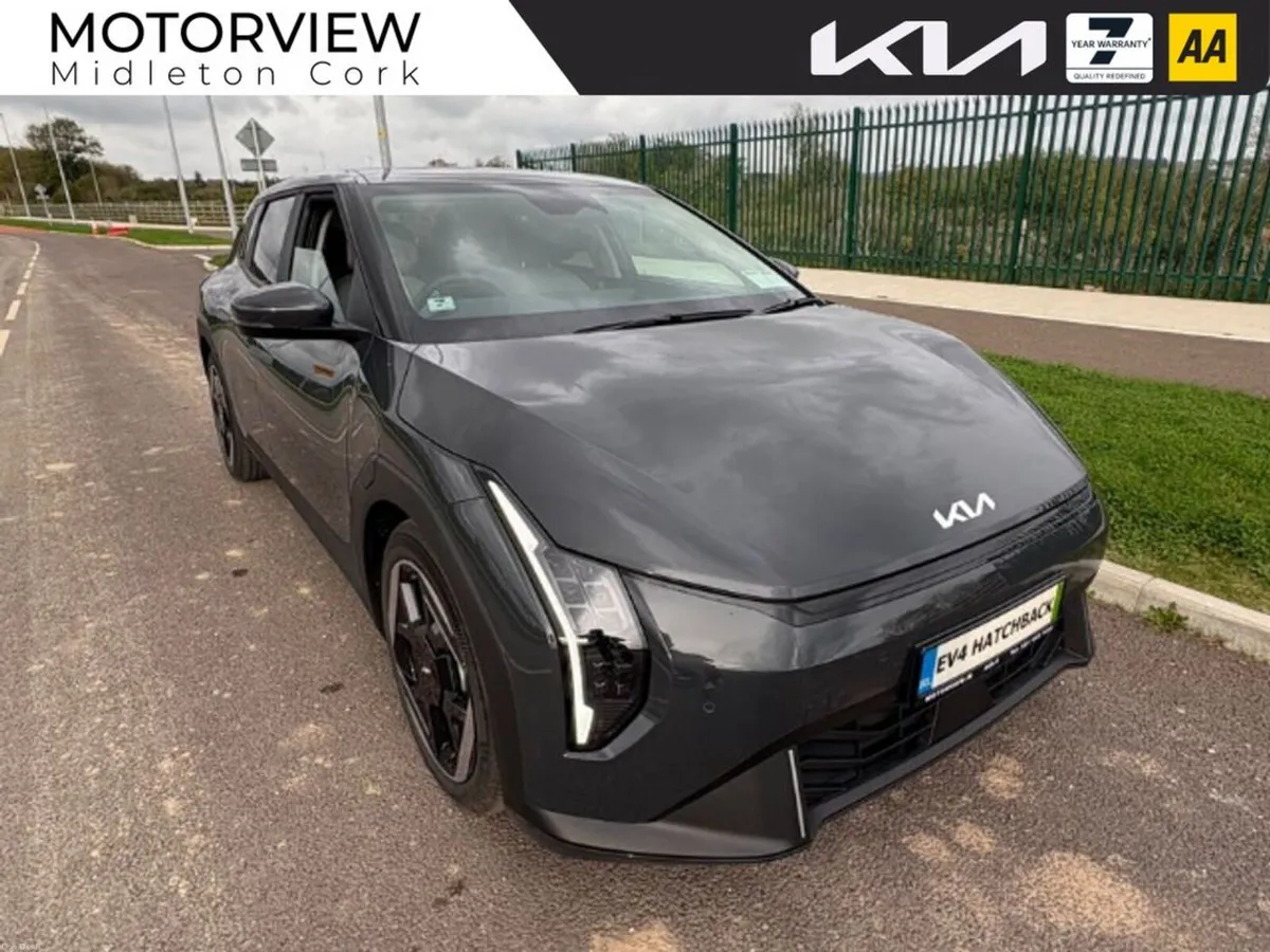 Kia EV4 2026 81.4 kWh ev4 k3 hatchback, *from 0% f - Image 4