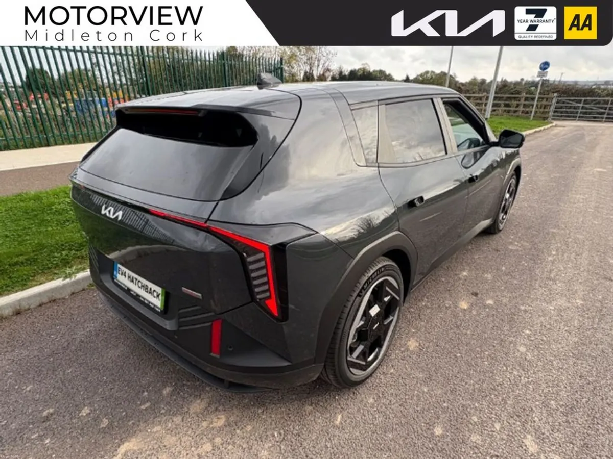 Kia EV4 2026 81.4 kWh ev4 k3 hatchback, *from 0% f - Image 5