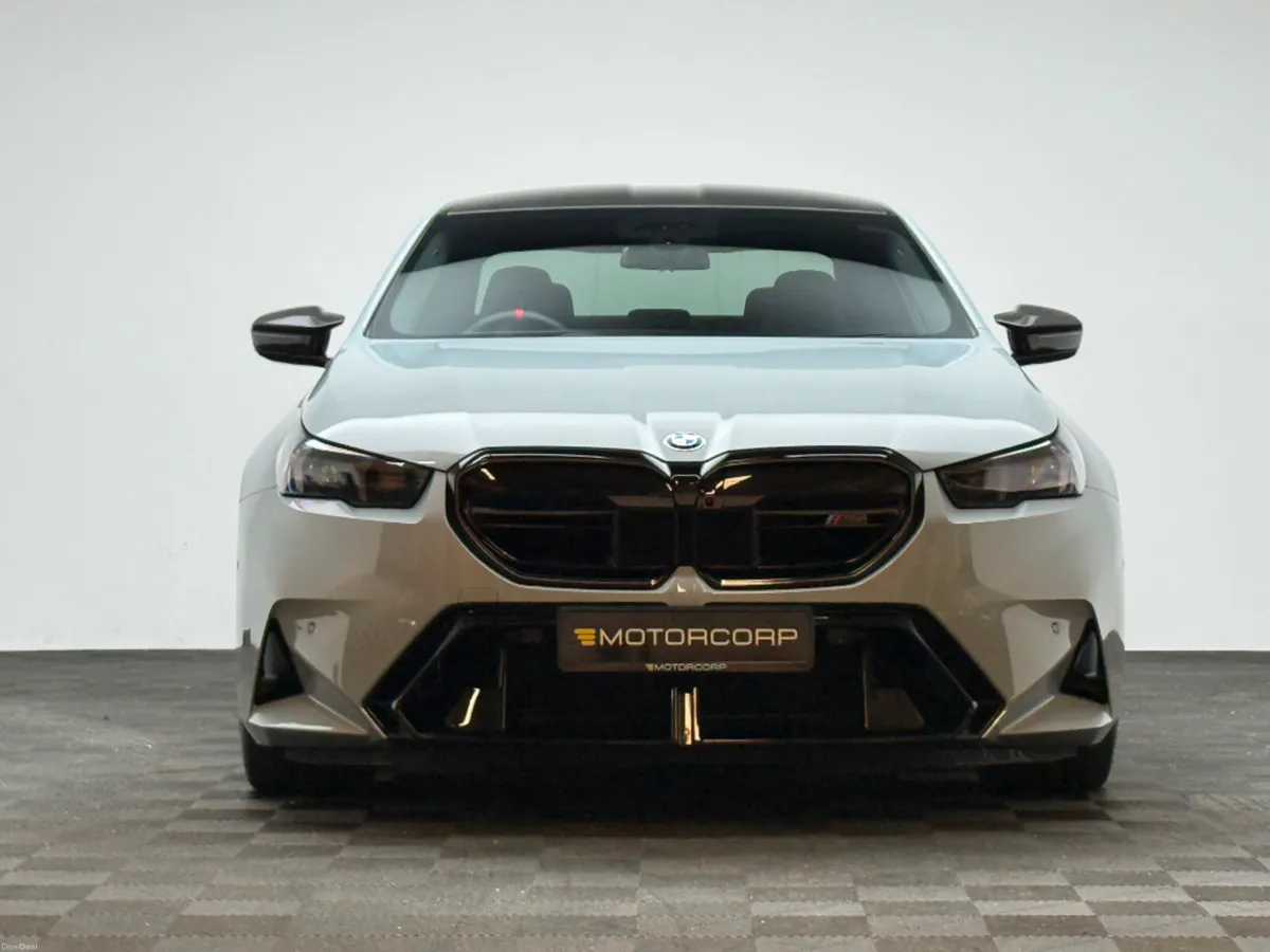 BMW M5 M5 4.4 PHEV 727HP - Image 2