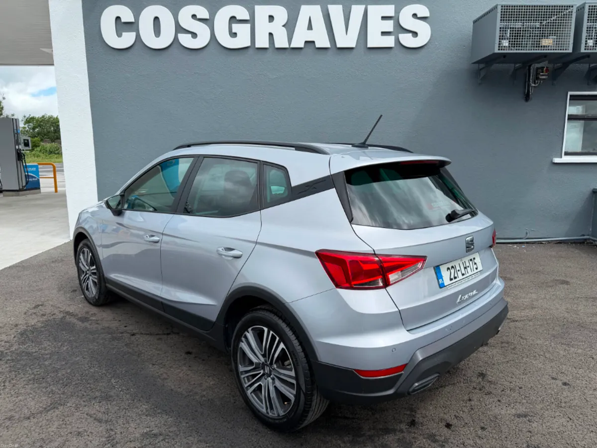 SEAT Arona 1.0tsi 110HP SE Plus * APPLE CAR PLAY / - Image 4