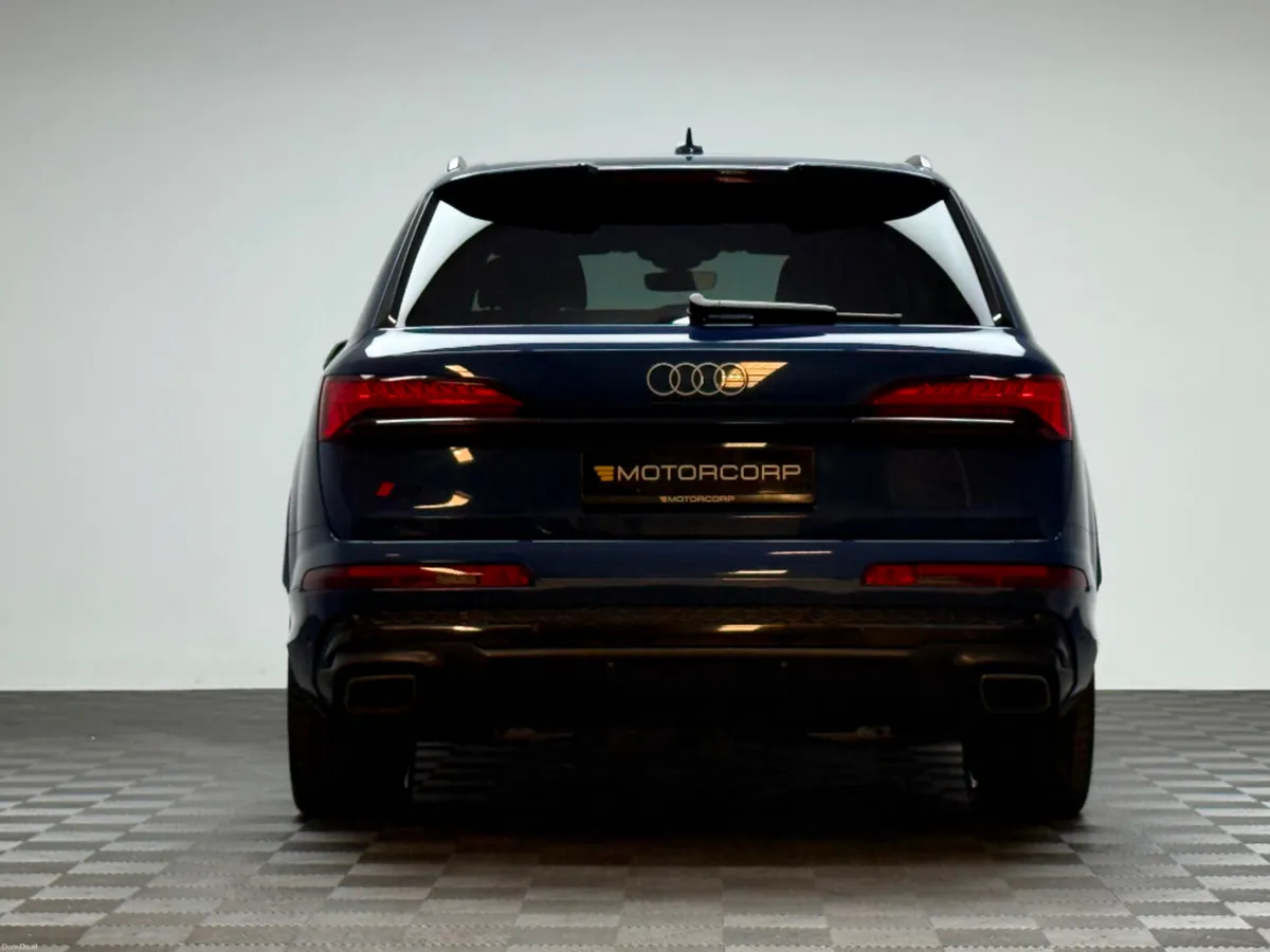 Audi Q7 S LINE 55 TFSI E QUATTRO *PAN ROOF* - Image 5