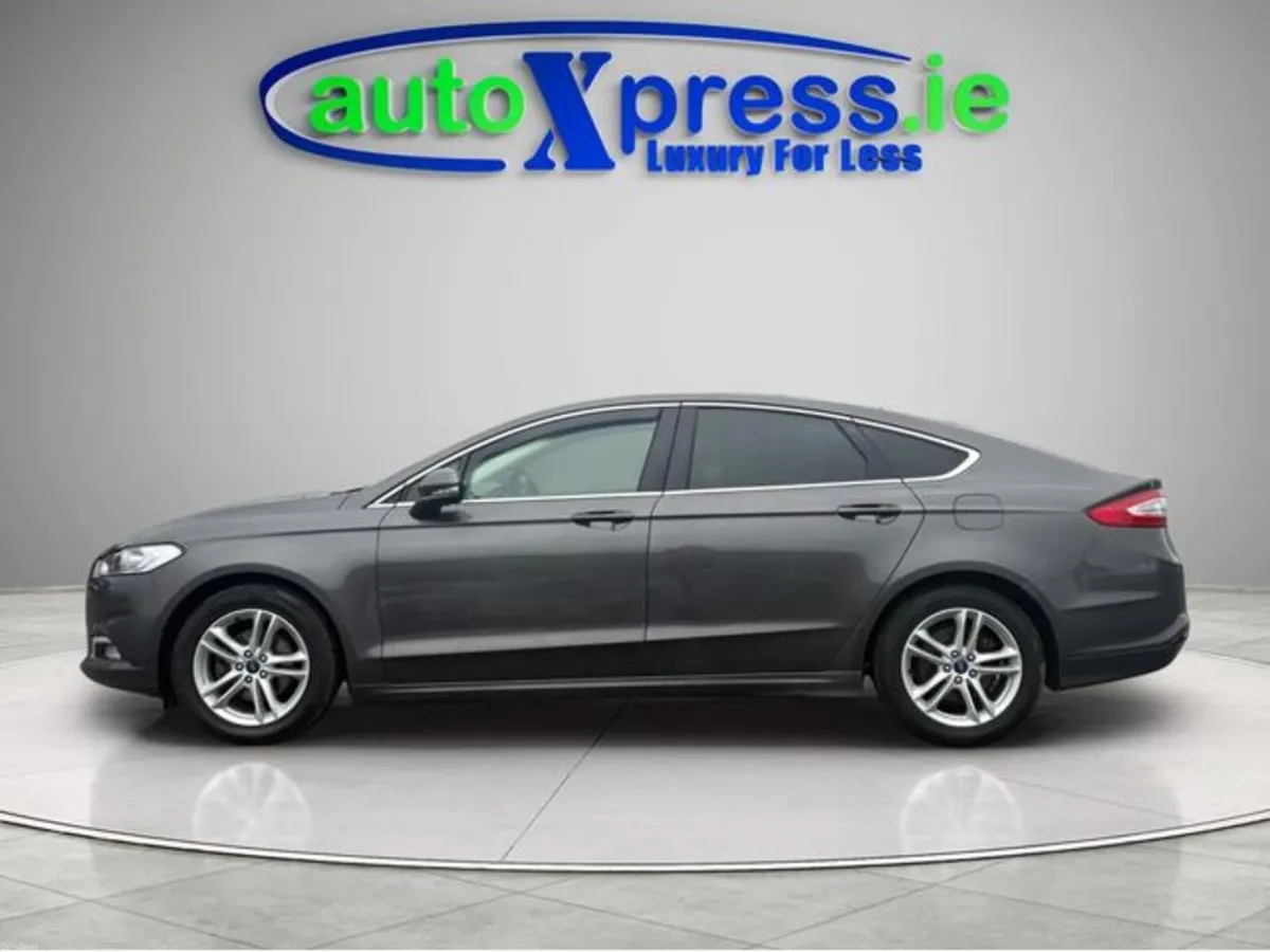 Ford Mondeo Titanium 1.5 120PS 6SPD 4DR - Image 5