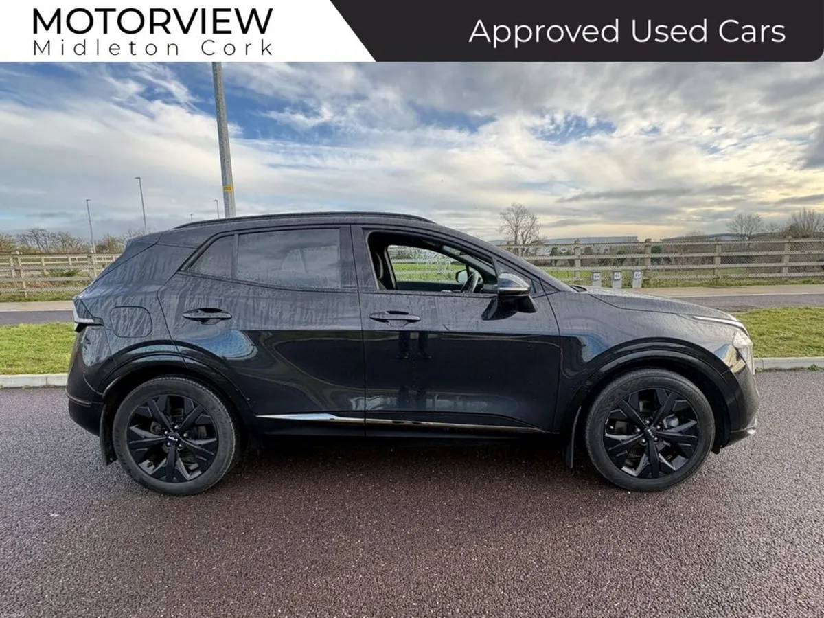 Kia Sportage Phev ANNIVERSARY MODEL **AWD** 5DR ** - Image 2