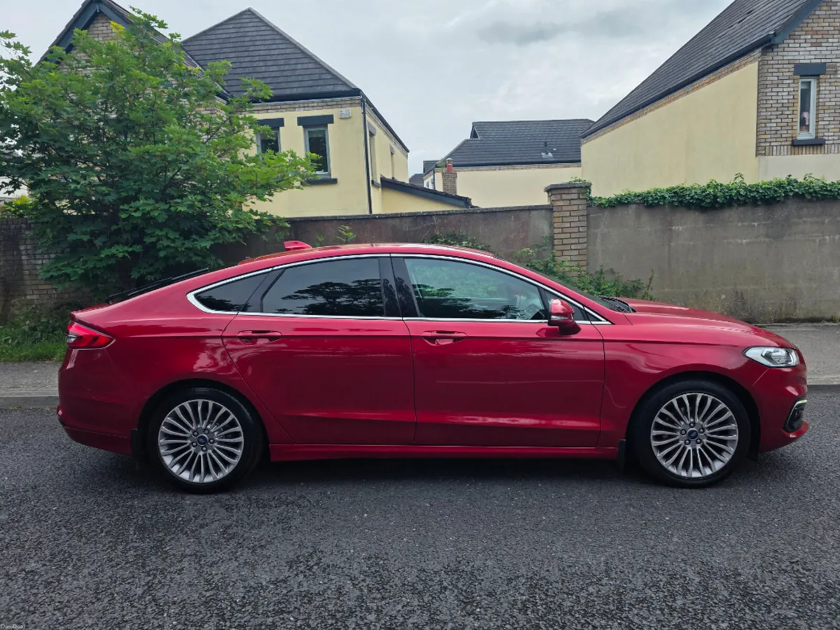 Ford Mondeo Titanium 2.0TD150 S6.2 M6 4DR - Image 2