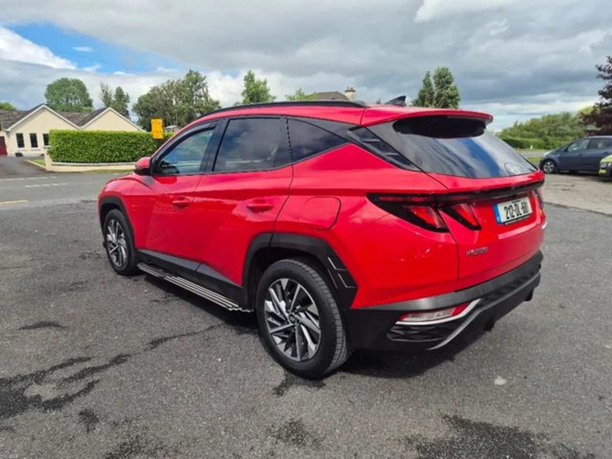 Hyundai Tucson ix35 Executive 2WD 5DR - Image 5
