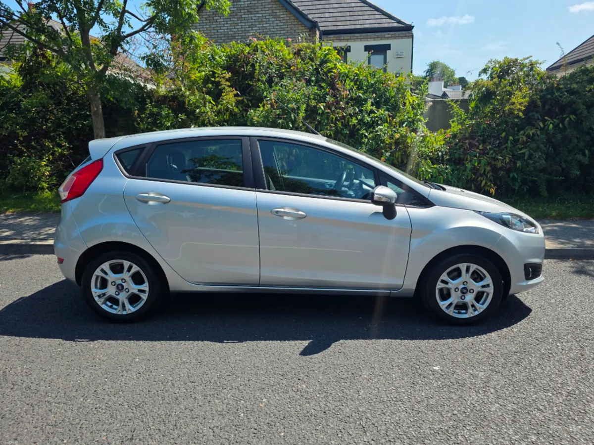 Ford Fiesta MCA Zetec 1.25 60PS M5 4DR - Image 2