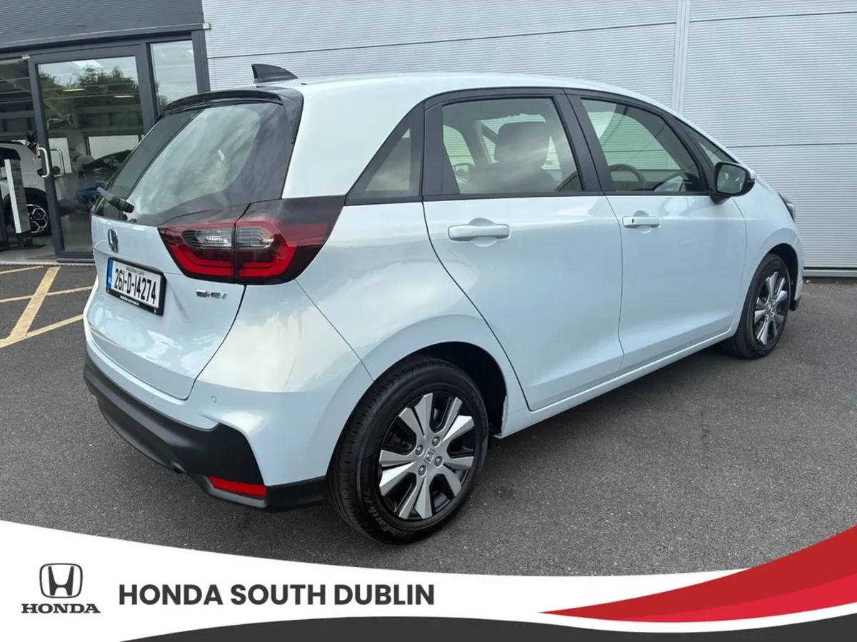 Honda Jazz Elegance , Petrol Hybrid Automatic , De - Image 6