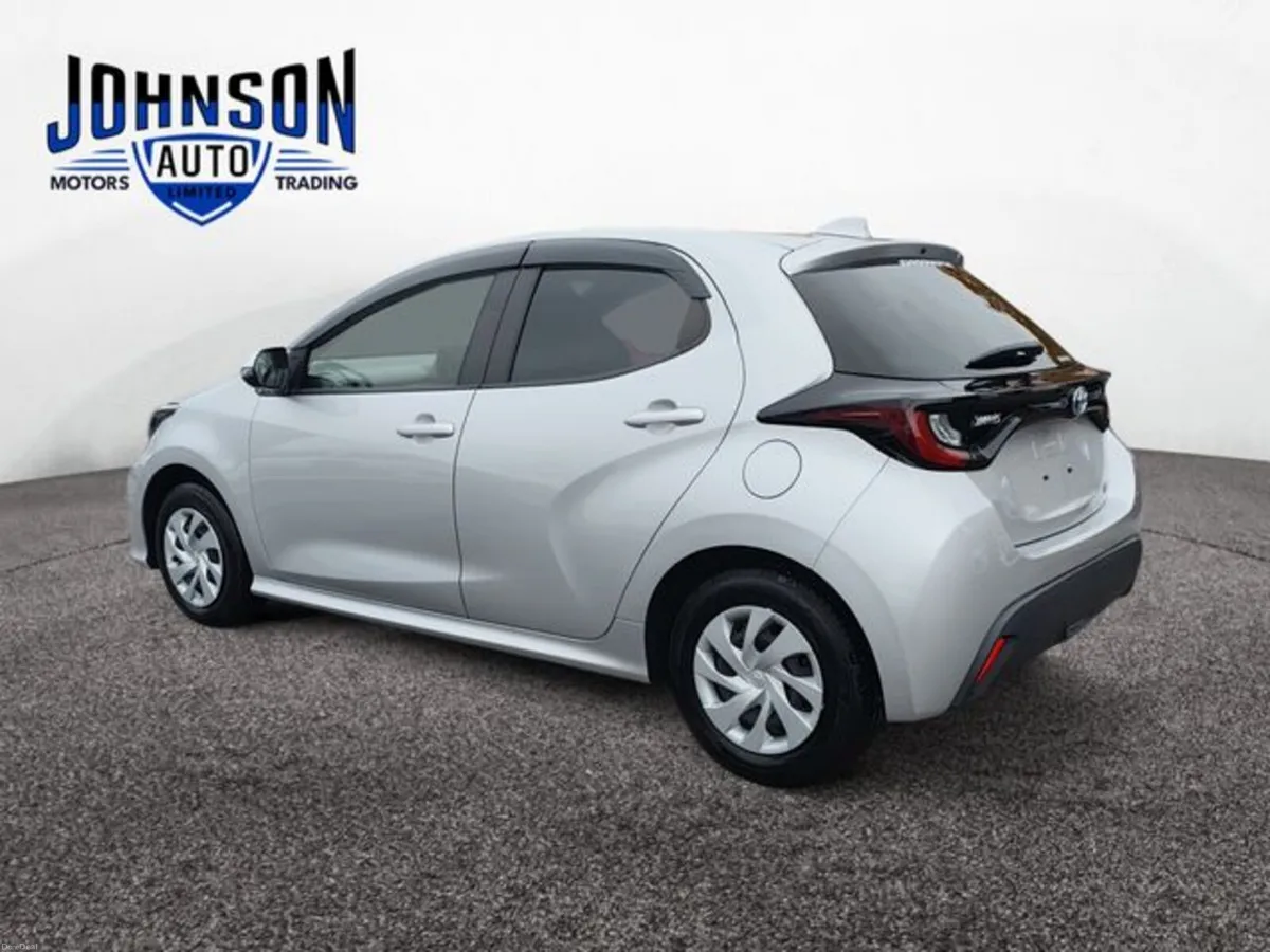 Toyota Yaris 1.5 Petrol Auto - Image 3
